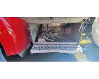 Peterbilt 386 Battery Box