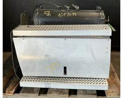 Peterbilt 387 Battery Box