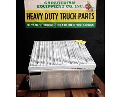 Peterbilt 579 Battery Box