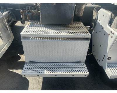 Peterbilt 579 Battery Box