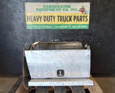Peterbilt 587 Battery Box