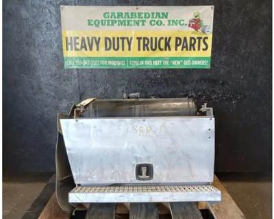Peterbilt 587 Battery Box