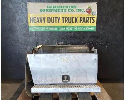 Peterbilt 587 Battery Box