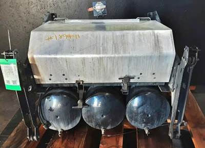 Volvo VNL Battery Box