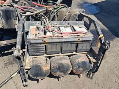 Volvo VNL Battery Box