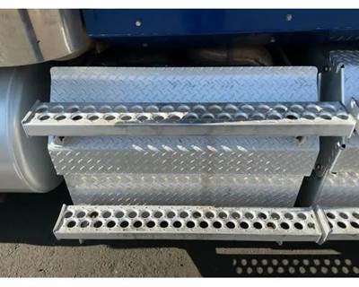 Western Star 4900FA Battery Box for a Western Star 4900 FA