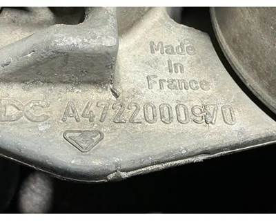 Detroit DD13 Belt Tensioner