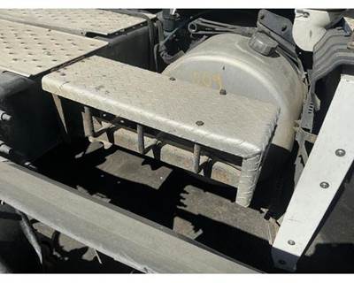 Freightliner Cascadia 125 Right Bracket for a Freightliner CASCADIA