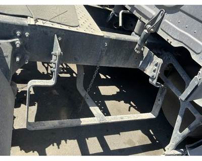 Freightliner Cascadia 126 Bracket