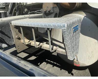 International LT625 Bracket