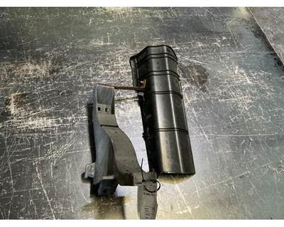 International LT625 Right Bracket