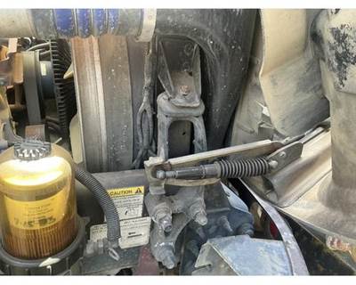 Mack Pinnacle CXU612 Bracket for a Mack CXU612