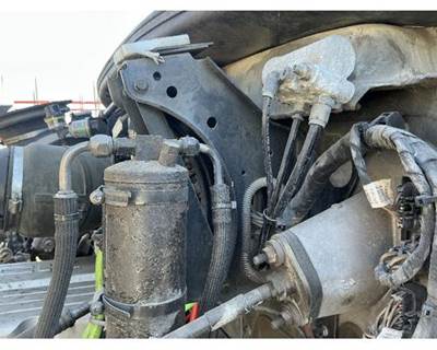 Mack Pinnacle CXU613 Bracket for a Mack CXU613