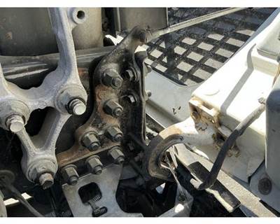 Volvo VNL Bracket