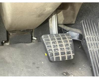 2017 Freightliner Cascadia 125 Brake Pedal Box Assembly Complete