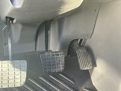 International ProStar Pedal