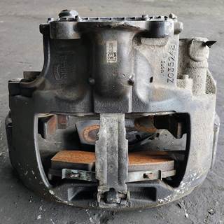 Bendix ADB22X Left Front Brake for a Volvo VNL670