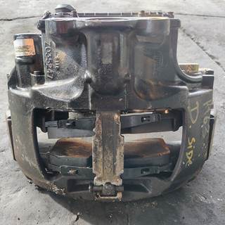 Bendix T680 Right Front Brake for a Kenworth T680