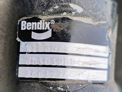 Bendix ADB22X Left Rear Brake for a International RH613