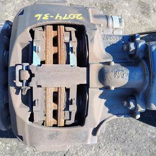 Bendix LT625 Right Rear Brake for a International LT625