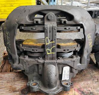 Meritor-Rockwell EX225L Right Rear Brake for a International RH613