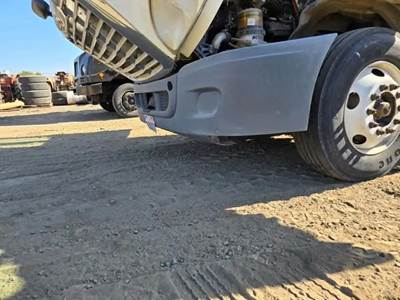 Freightliner Cascadia 113 Front Bumper