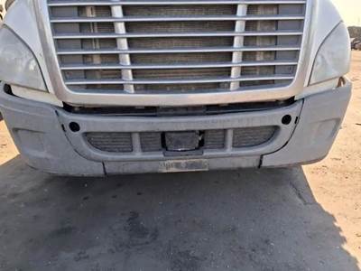 Freightliner Cascadia 113 Front Bumper