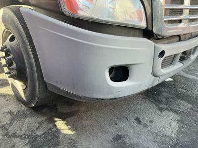 Freightliner Cascadia 113 Front Bumper for a Freightliner CASCADIA