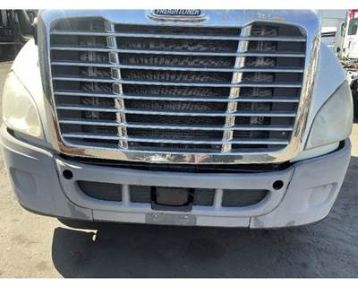Freightliner Cascadia 113 Front Bumper for a Freightliner CASCADIA