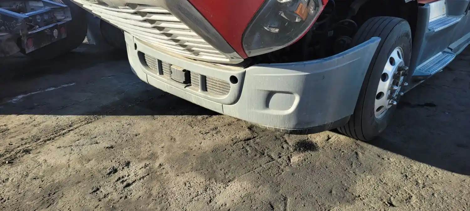 2015 Freightliner Cascadia 125 Front Bumper For Sale Fresno, CA