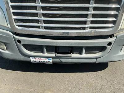 Freightliner Cascadia 125 Front Bumper