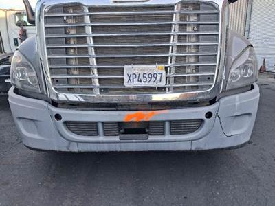 Freightliner Cascadia 125 Front Bumper for a Freightliner CASCADIA