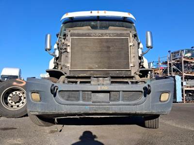Freightliner Cascadia 125 Front Bumper for a Freightliner CASCADIA