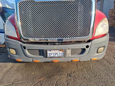 Freightliner Cascadia 125 Front Bumper for a Freightliner CASCADIA