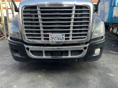 Freightliner Cascadia 125 Front Bumper for a Freightliner CASCADIA