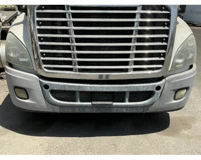 Freightliner Cascadia 125 Front Bumper for a Freightliner CASCADIA