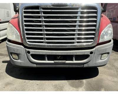 Freightliner Cascadia 125 Front Bumper