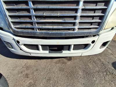 Freightliner Cascadia Front Bumper
