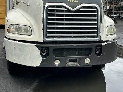 Mack Pinnacle CXU612 Front Bumper for a Mack CXU612
