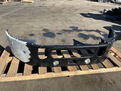 Mack Pinnacle CXU612 Front Bumper for a Mack CXU612