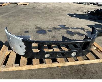 Mack Pinnacle CXU612 Front Bumper for a Mack CXU612