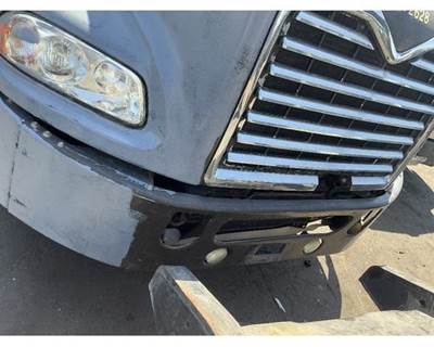 Mack Pinnacle CXU612 Front Bumper for a Mack CXU612