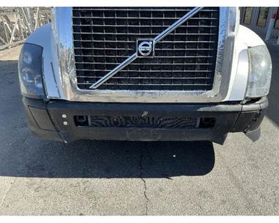 Volvo VNL Front Bumper