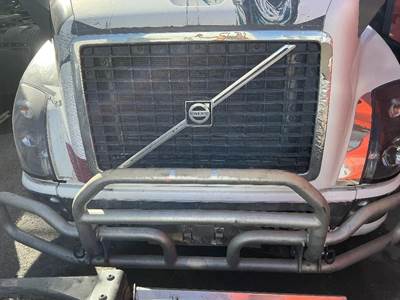 Volvo VNL780 Front Bumper