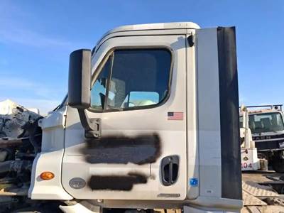 Freightliner Cascadia 113 Cab Assembly