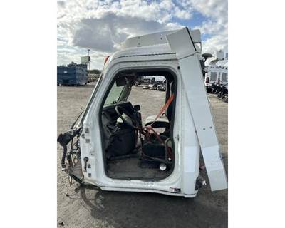 Freightliner Cascadia 113 Cab Assembly