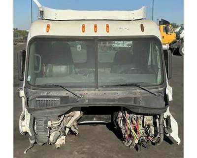 Freightliner Cascadia 113 Cab Assembly