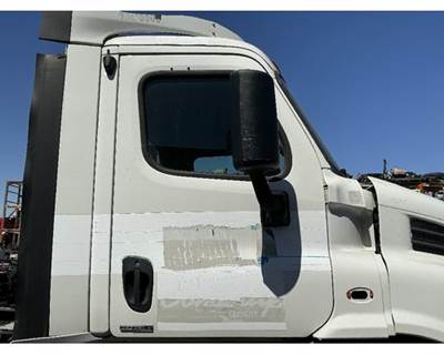 Freightliner Cascadia 113 Cab Assembly for a Freightliner CASCADIA