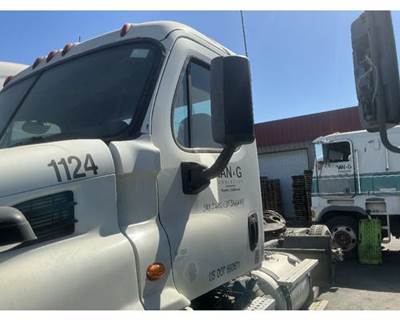 Freightliner Cascadia 113 Cab Assembly for a Freightliner CASCADIA
