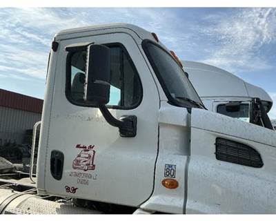 Freightliner Cascadia 113 Cab Assembly for a Freightliner CASCADIA